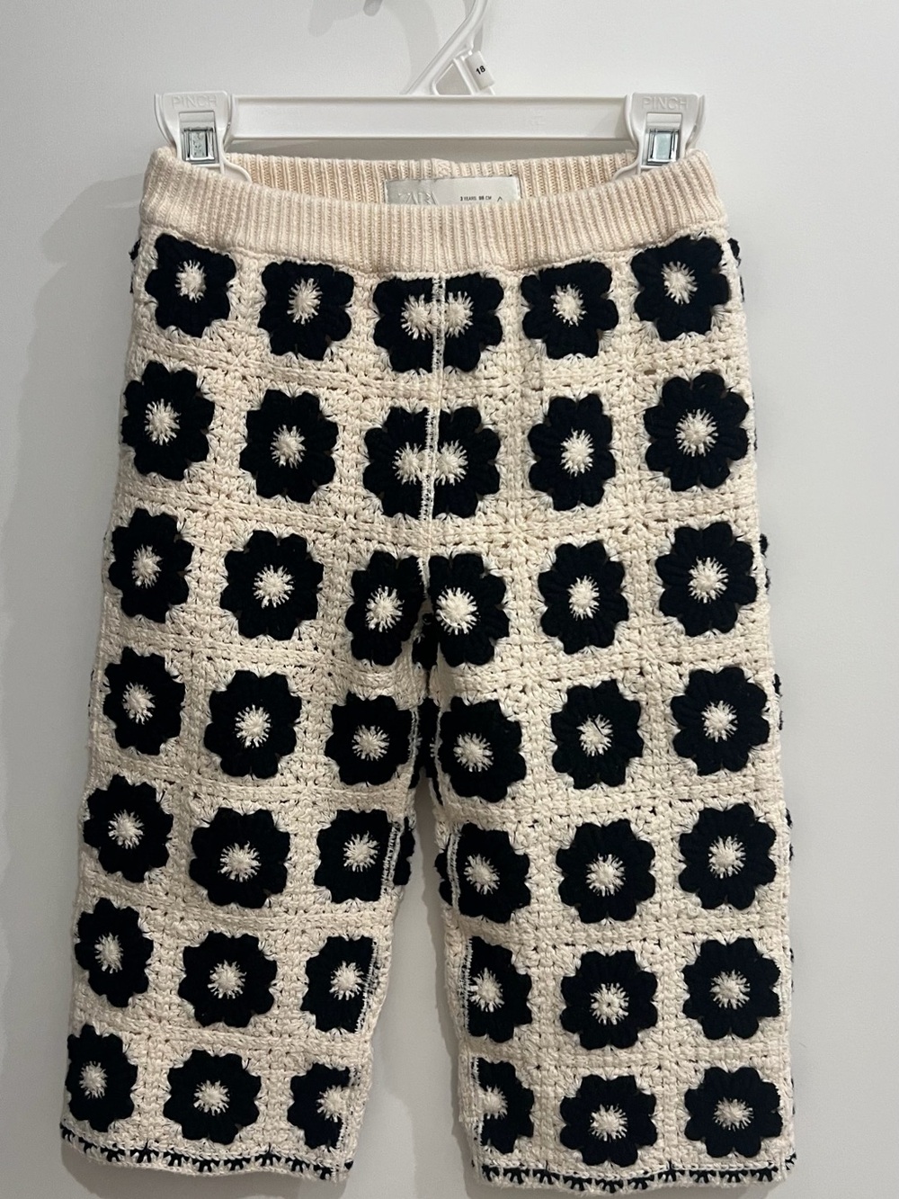 Zara Cream Sweatpants with Black Crochet Flower Motif